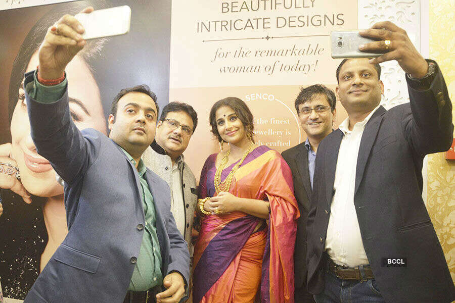 Vidya inaugurates new jewellery showroom