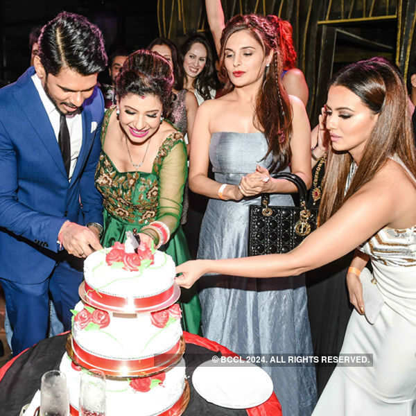 Sambhavna and Avinash throw party post wedding