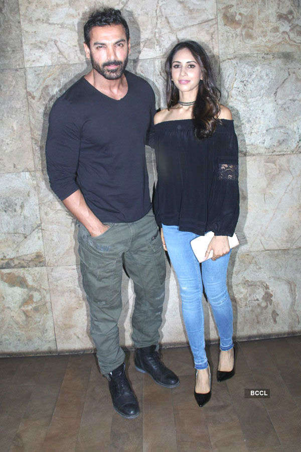 Dishoom: Screening