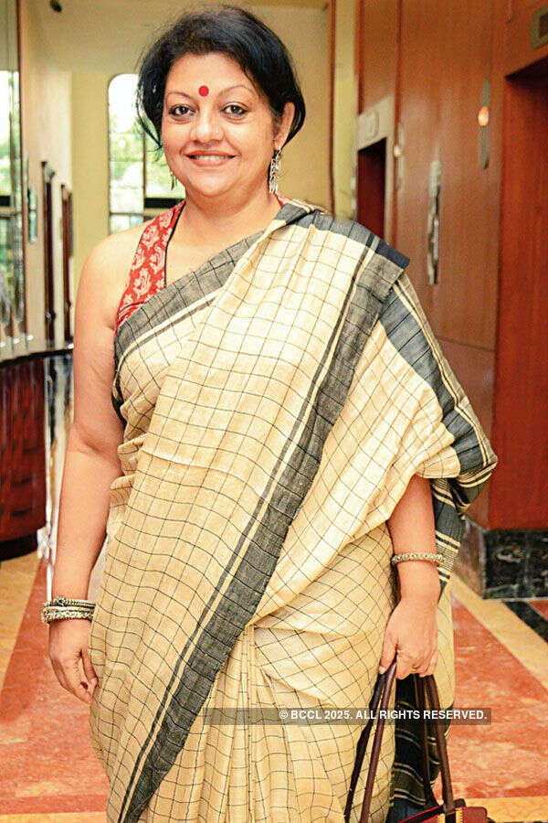 Socialites @ Exhibition