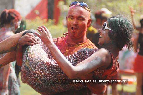 25 Best photos of Hottest Holi party