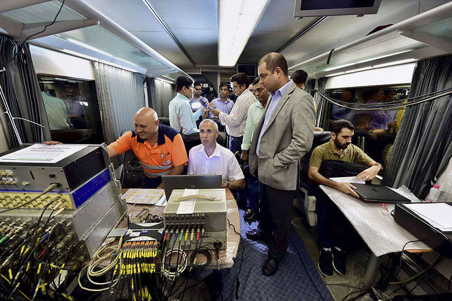 Talgo completes 3rd Delhi-Mumbai trial