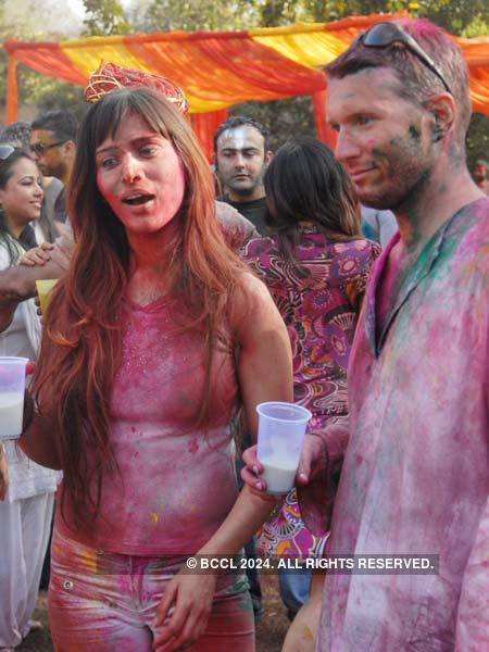 25 Best photos of Hottest Holi party