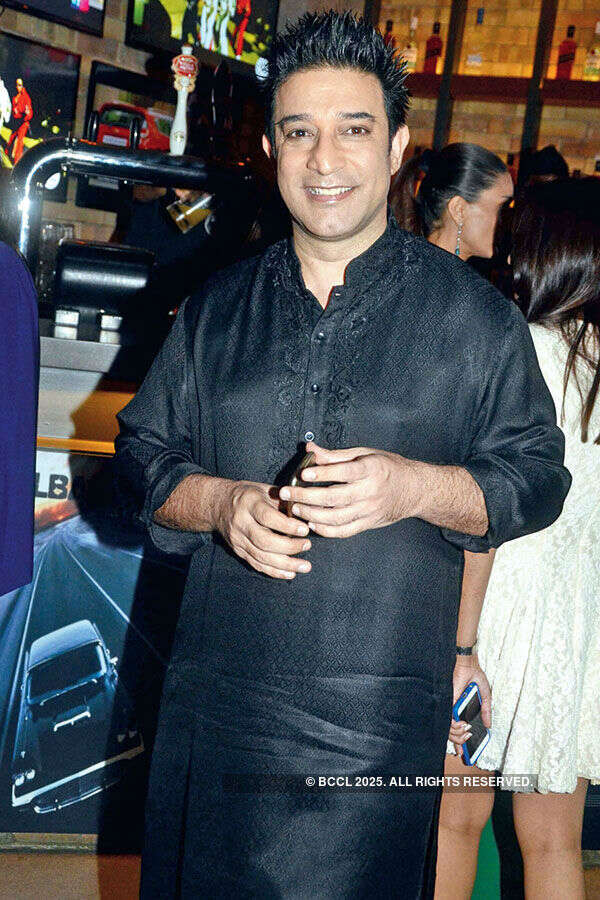 Party @ Smoke On Water