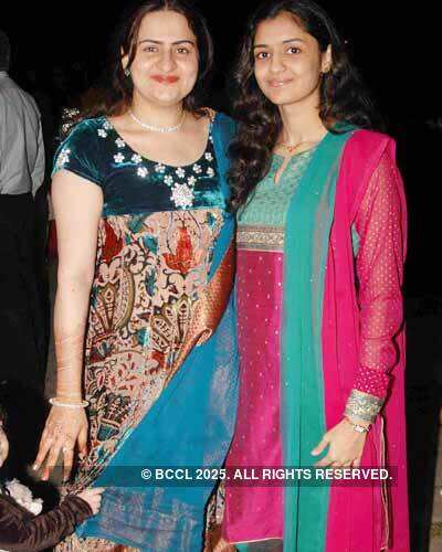 Neha Thapar and Sneha Parikh