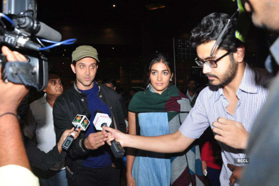 Photos of celebrities at airport