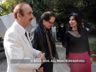 Ghulam Nabi Azad, Sanjay Khan and Devi Cherian