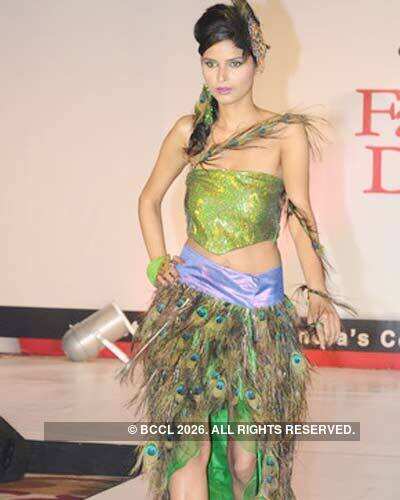 'Fashion with Dates 2010' calendar launch