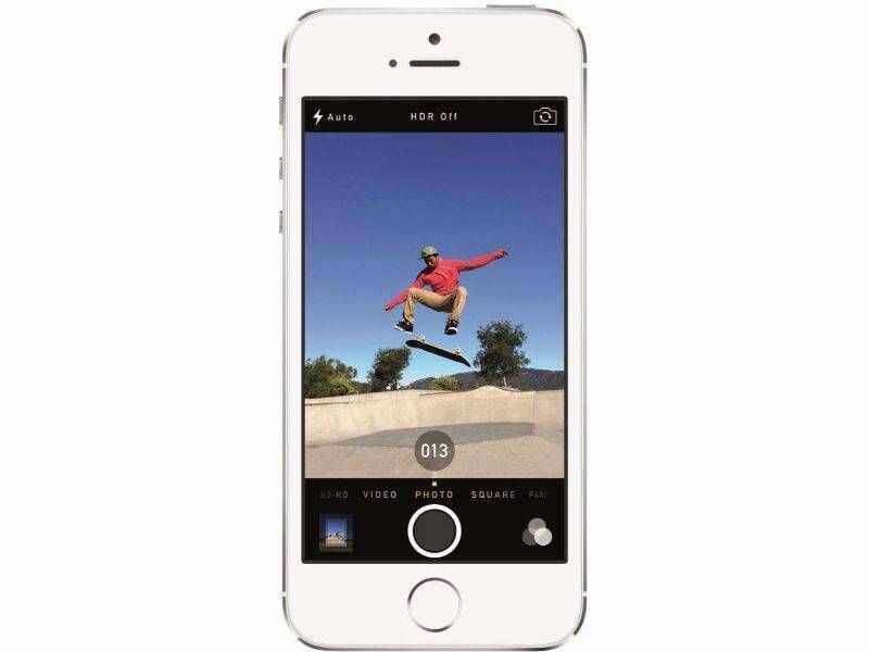 Apple iPhones (No cost EMI for 24 months, extra Rs 3,500 on exchange)