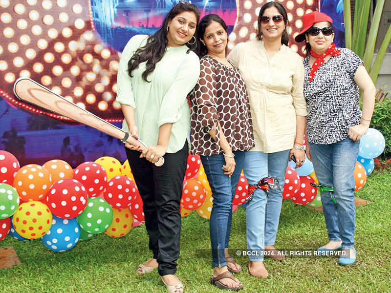 Theme party in Banaras