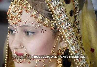Bridal make-up contest