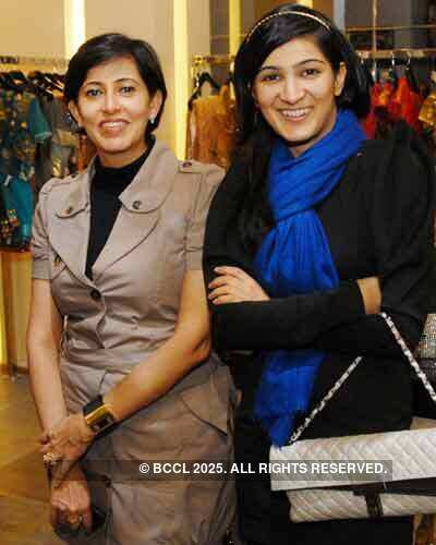 Neha Hirani, Ritika Bhasin