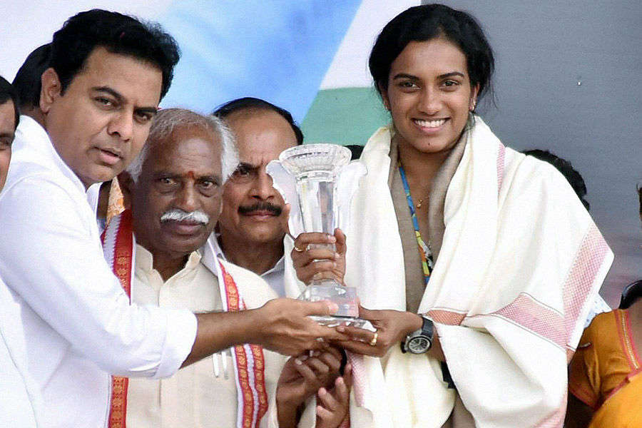 PV Sindhu receives grand welcome