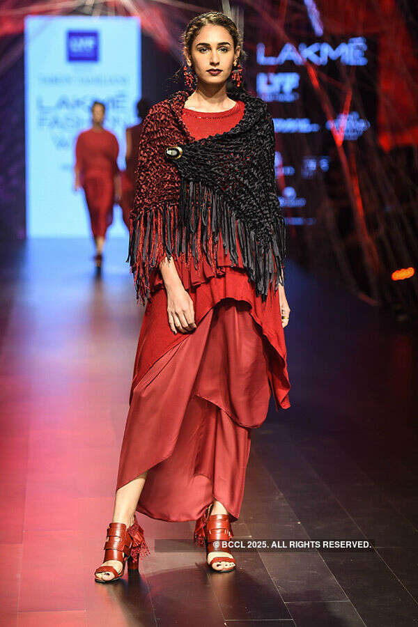 LFW '16 Day 1: Tarun Tahiliani