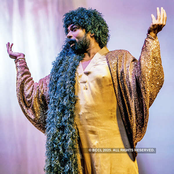 Miss Prophet: A play