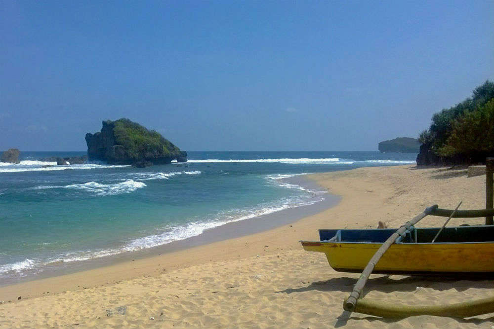 Pantai Ngandong Yogyakarta Di Kabupaten Gunung Kidul Rute