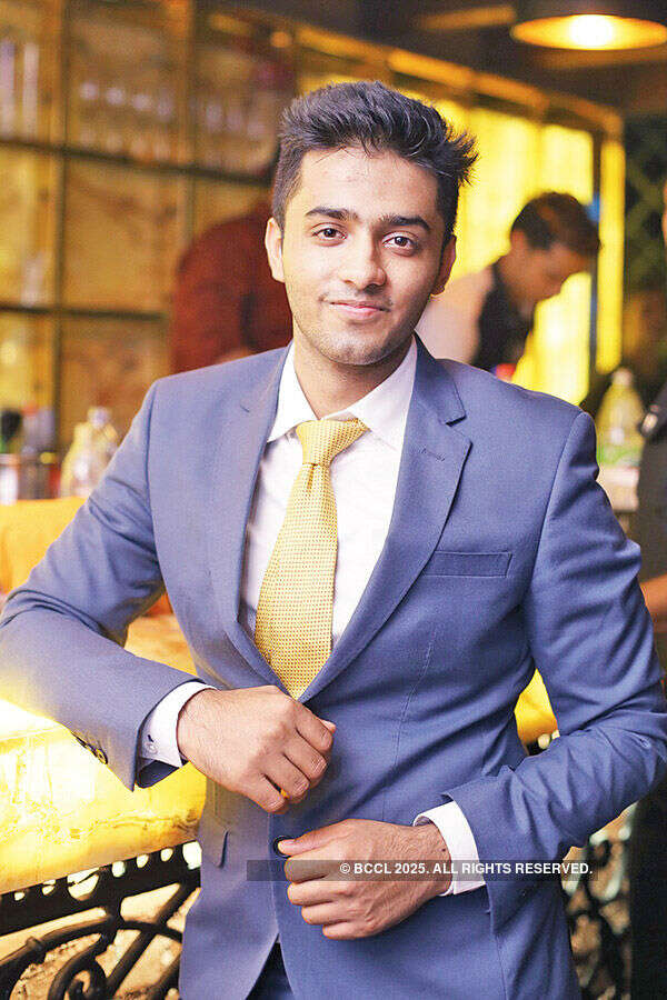 Mika Singh performs in the city