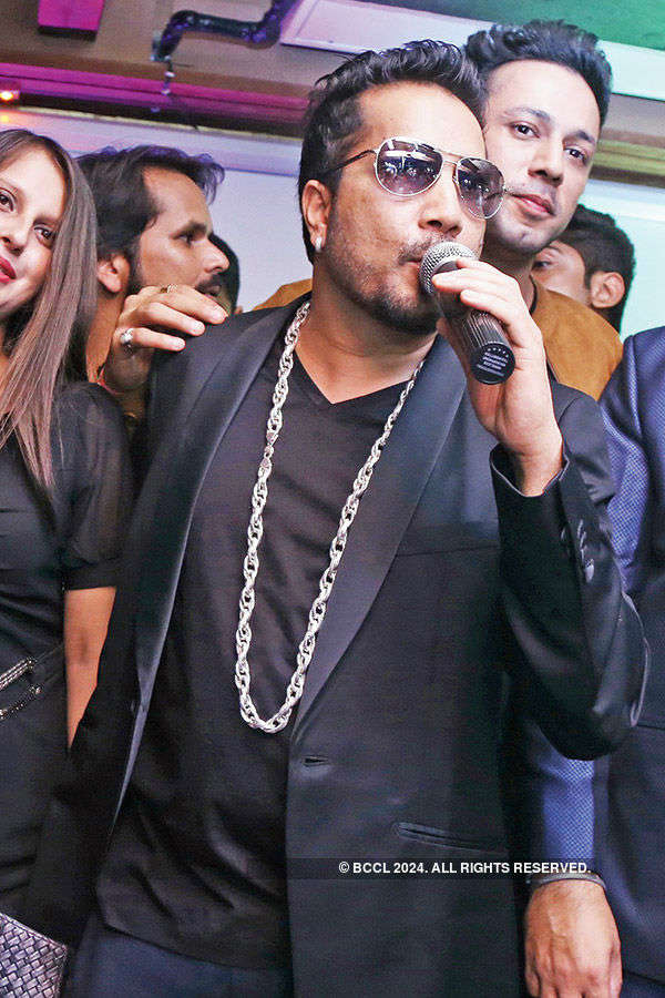 Mika Singh performs in the city