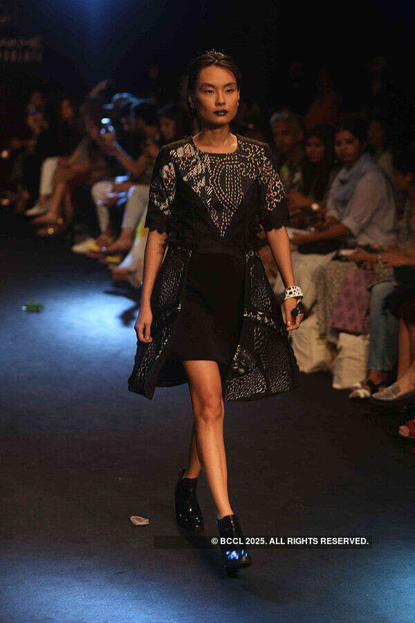 LFW '16: Day 4: Eshaa Amiin