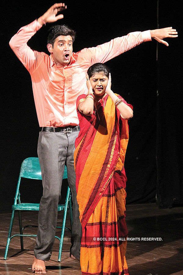 Mahapaur Karandak: Theatre fest