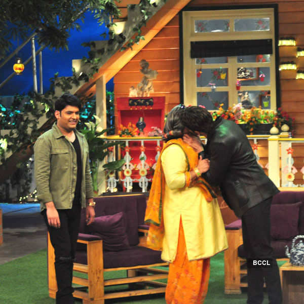 SRK promotes Raees on The Kapil Sharma Show