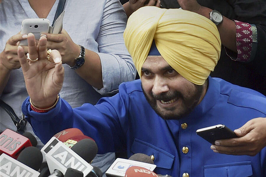 Navjot Singh Sidhu forms 'Awaaz-e-Punjab'