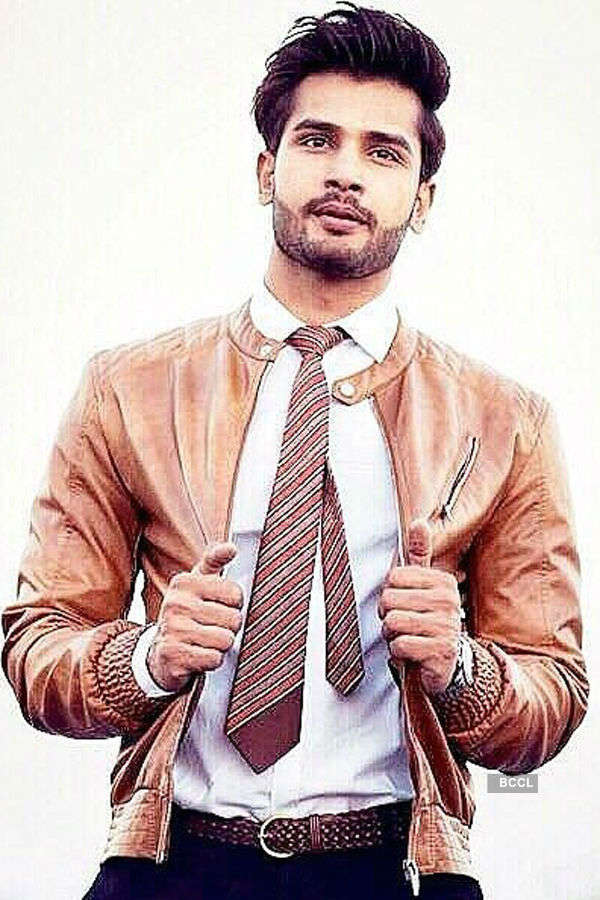 10 pictures of Rohit Khandelwal worth crushing on