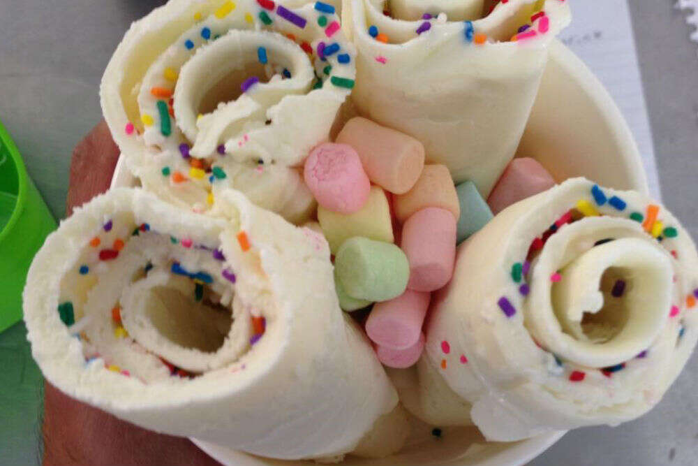 Scoop n Roll Creamery, Edmonton Get Scoop n Roll Creamery Restaurant