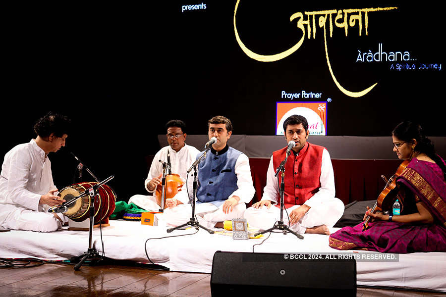 Trichur Brothers perform in Bengaluru