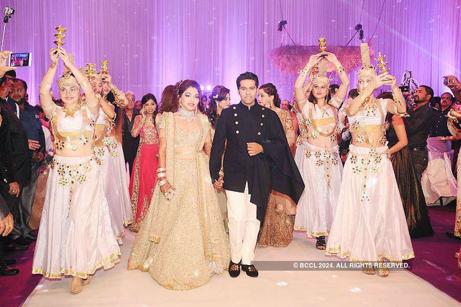 Jayesh Mulani & Sonu's wedding reception