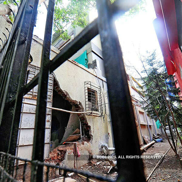 Forest officials survey Kapil's office premises