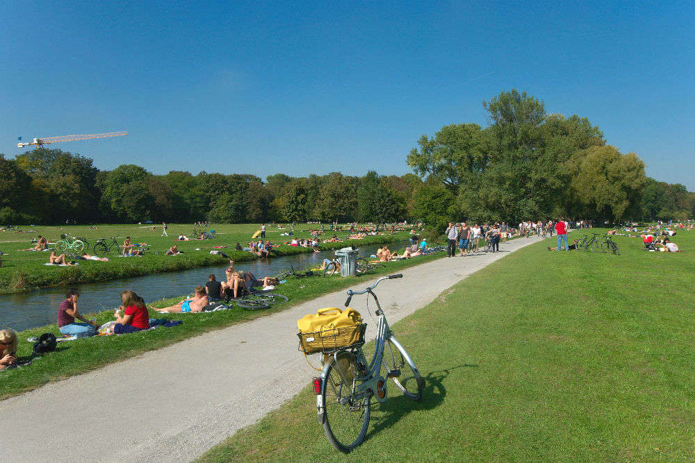 Englischer Garten Munich Get The Detail Of Englischer Garten On