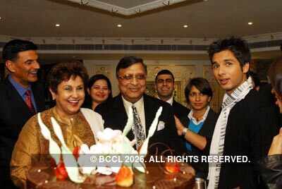 Shahid at restaurant launch