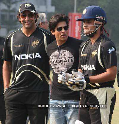 SRK at practise Session