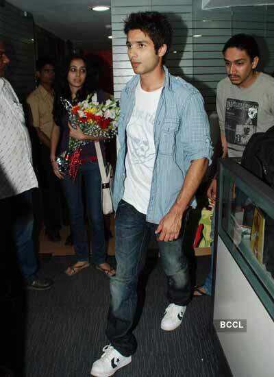 Shahid promotes 'Chance Pe..'