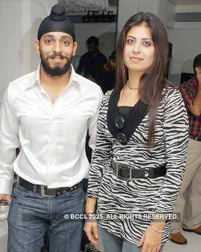 Jimmy Chawla, Dipika Khemani 