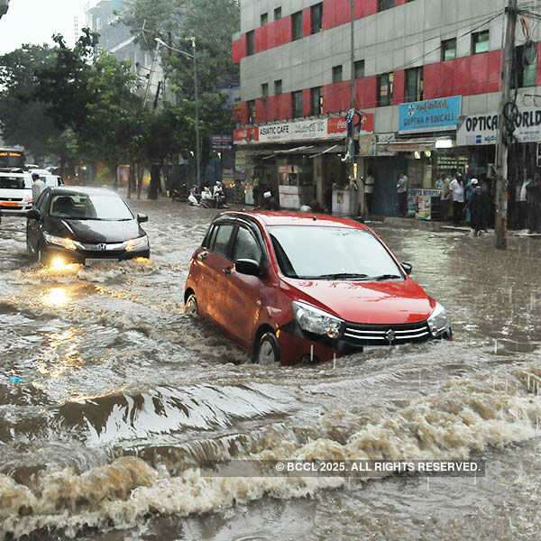 Heavy rains cripple normal life in Hyderabad