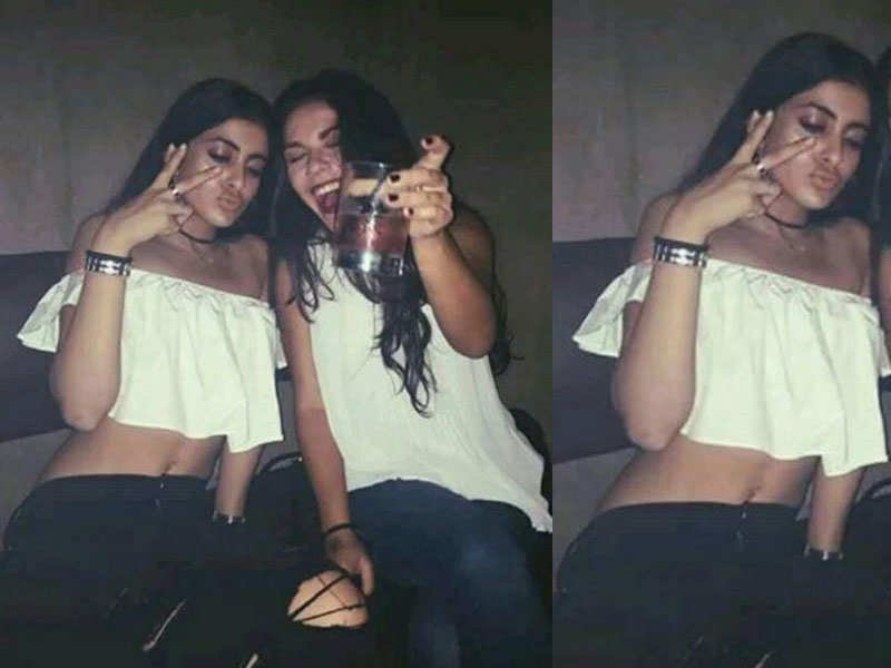 Pic: Navya Naveli Nanda parties with friend