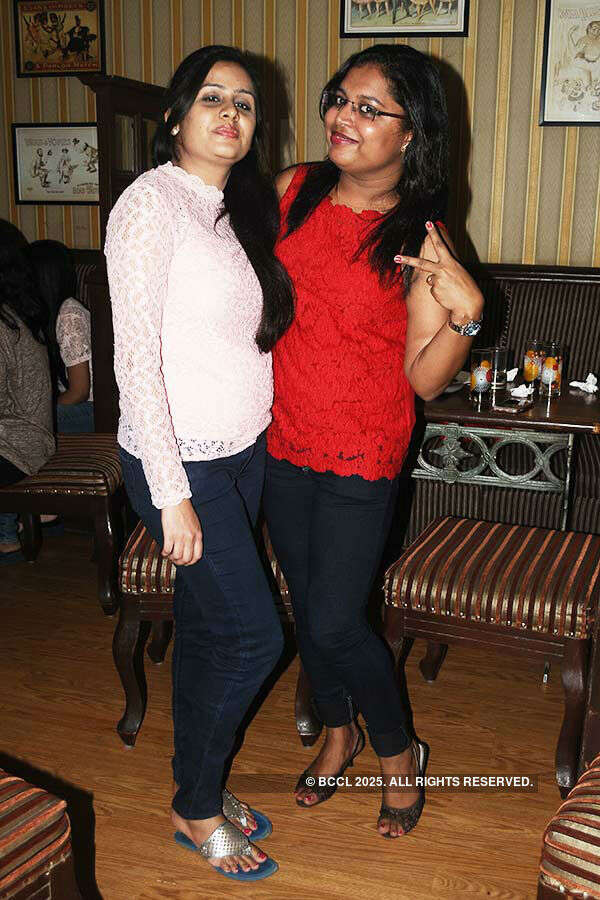 Get-together party at ​​10 D