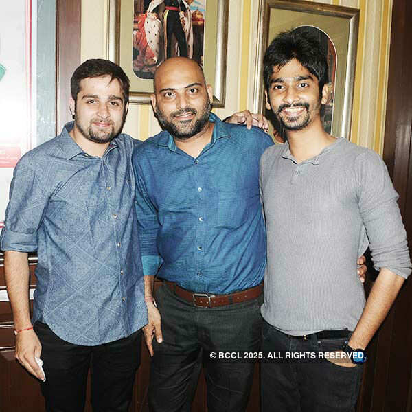 Get-together party at ​​10 D