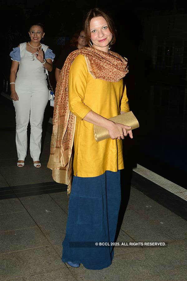 Oktober Festival: Inauguration