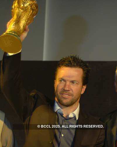 Lothar unveils FIFA trophy
