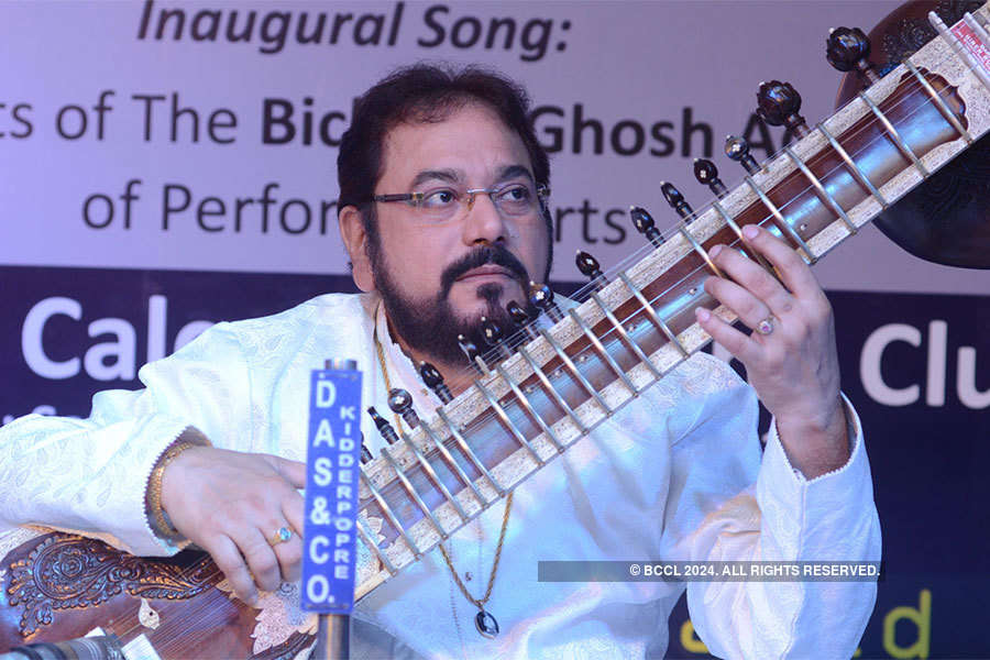Bickram Ghosh performs @ CRC