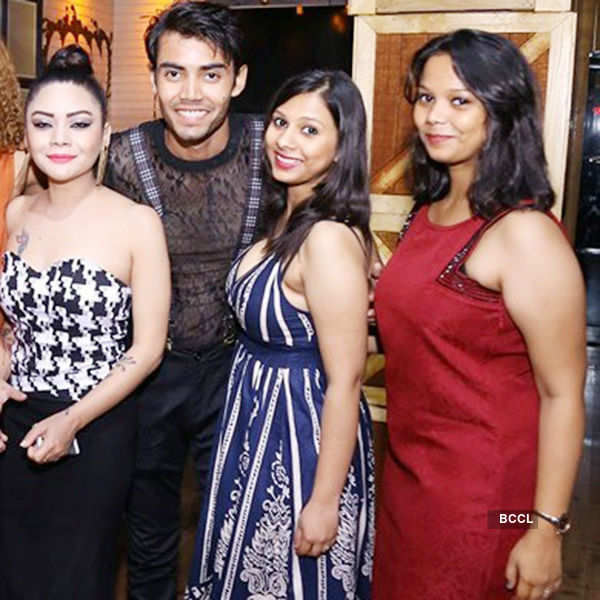 Aman Sinha's b'day party