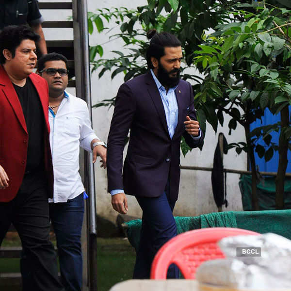 Yaaron Ki Baraat - On the sets