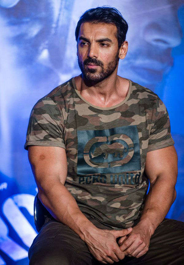 John Abraham-Parties & Events- The Etimes Photogallery Page 41