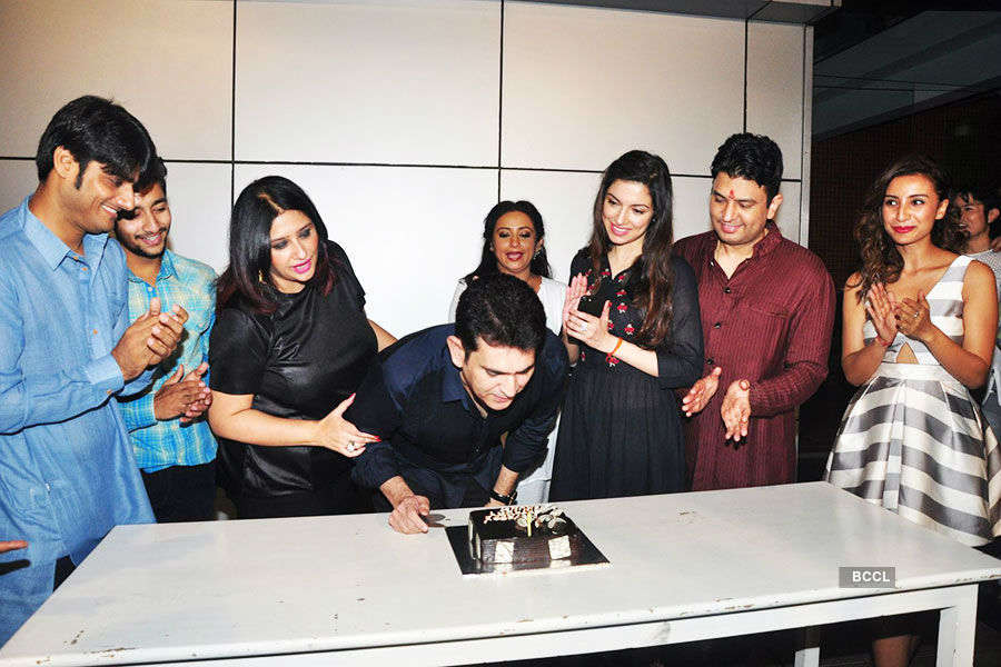 Director Omung Kumar's b'day party