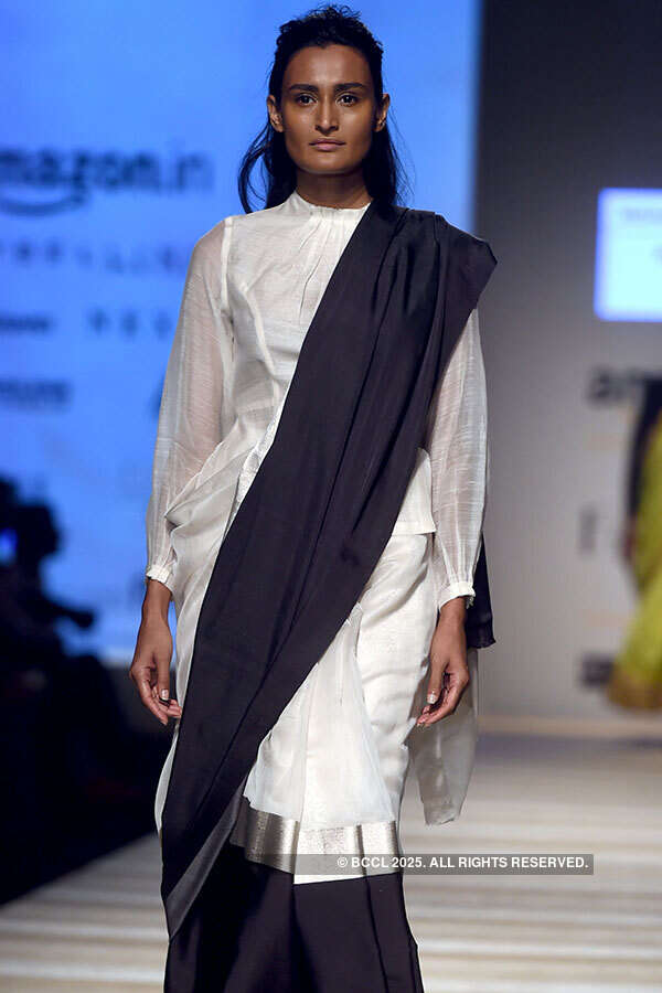 AIFW SS '17: Day 1: The Road to Chanderi