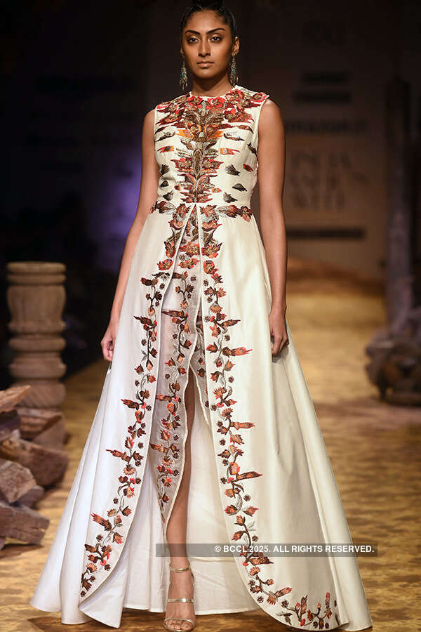 AIFW SS &lsquo;17: Day 1: Samant Chauhan