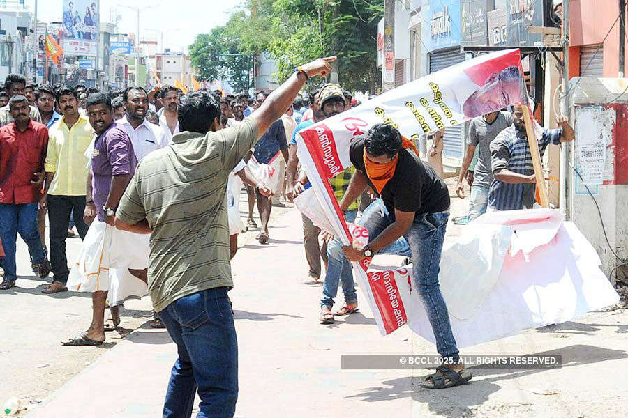 BJP protest turns violent in Kerala
